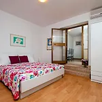 Apartmani&soba Mimi 3*