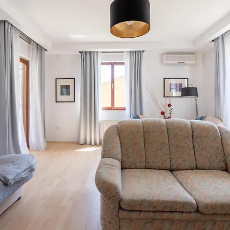Pensjonat Apartmani&soba Mimi