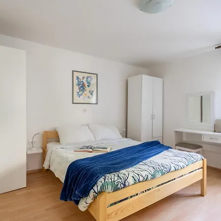 Apartmani&soba Mimi Pensjonat *
