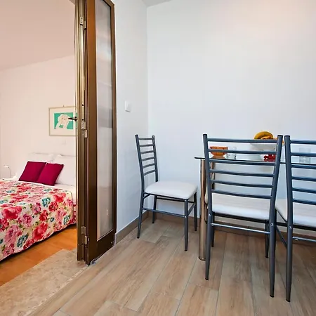 Apartmani&soba Mimi *