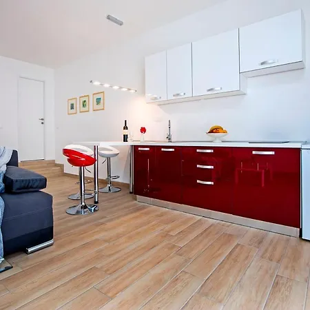 Guest house Apartmani&soba Mimi Rovinj