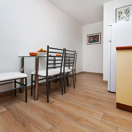 Pensjonat Apartmani&soba Mimi *
