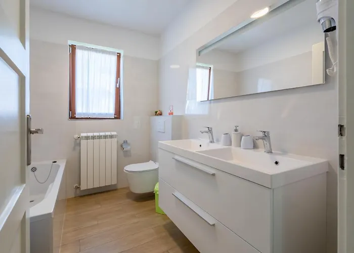 Apartmani&soba Mimi Πανσιόν