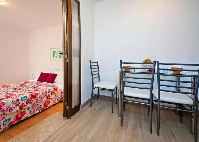 Apartmani&soba Mimi 3*