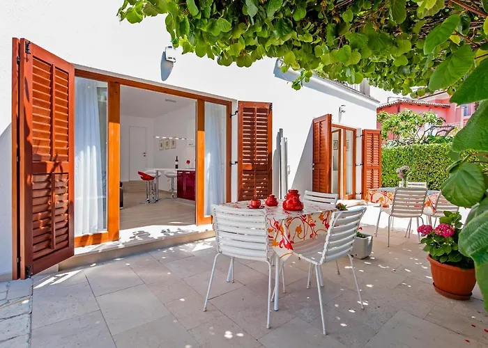 Πανσιόν Apartmani&soba Mimi Ρόβινι