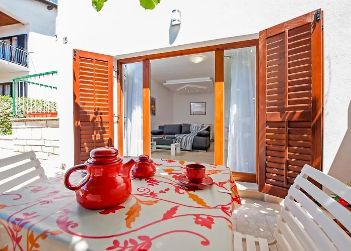 Apartmani&soba Mimi Πανσιόν