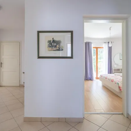 Penzion Apartmani&soba Mimi 3*