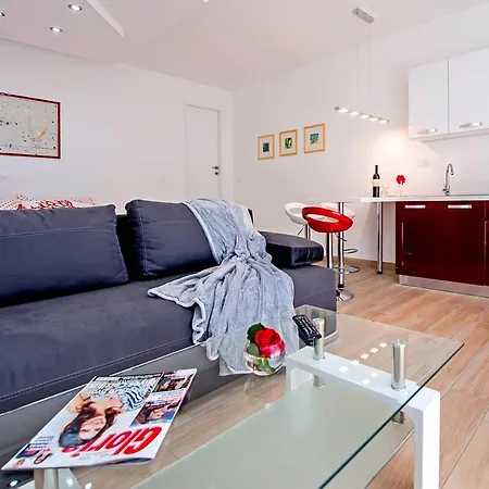 Apartmani&soba Mimi 3*