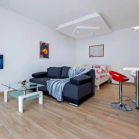 Apartmani&soba Mimi 3*