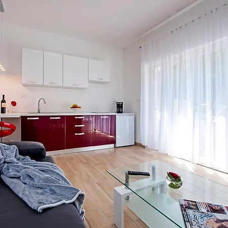 Apartmani&soba Mimi Penzion