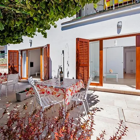 Apartmani&soba Mimi 3*