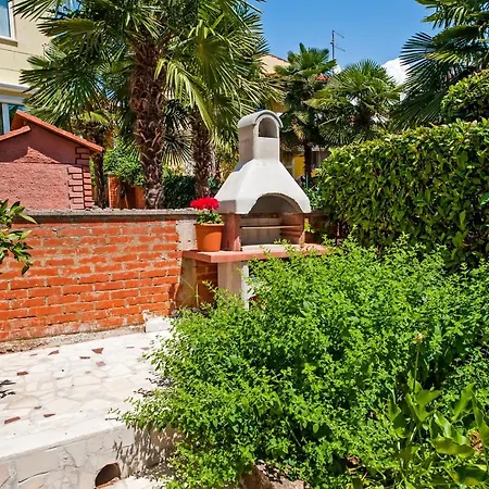 Apartmani&soba Mimi 招待所 罗维尼