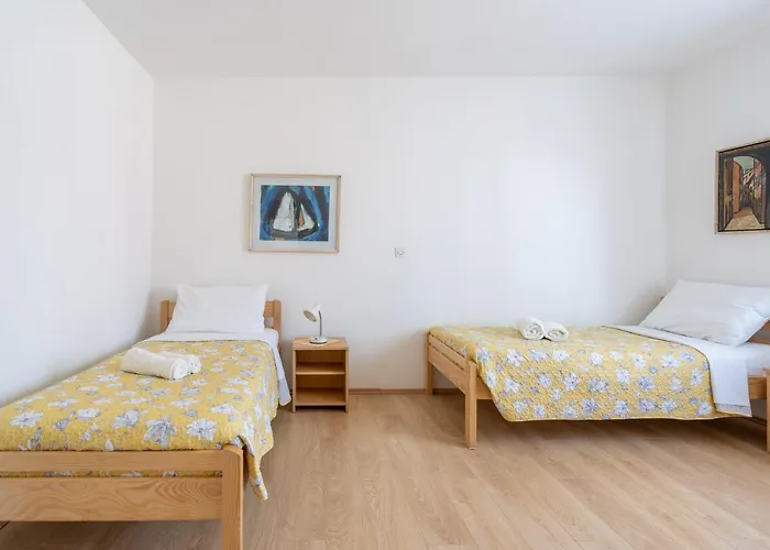 Apartmani&soba Mimi 3*