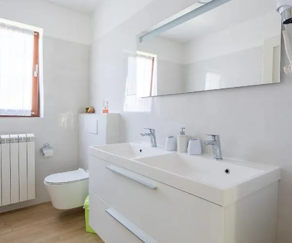 Apartmani&soba Mimi Affittacamere