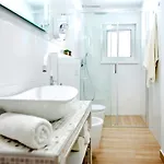 Apartmani&soba Mimi بيت ضيافة روفينج