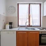 Apartmani&soba Mimi بيت ضيافة 3*