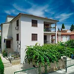Apartmani&soba Mimi روفينج
