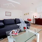 Apartmani&soba Mimi 3*