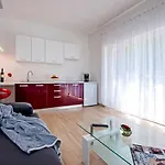 Apartmani&soba Mimi بيت ضيافة