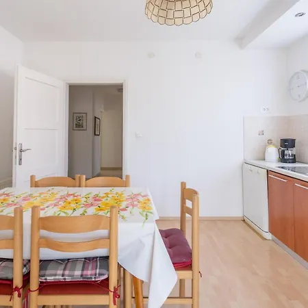 Apartmani&soba Mimi Penzion