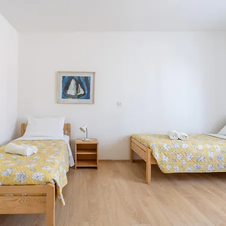 Apartmani&soba Mimi 3*